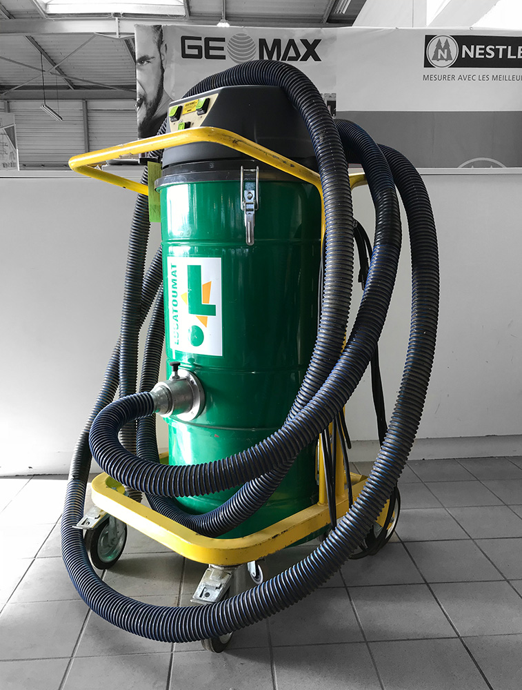 Pro dust vacuum cleaner